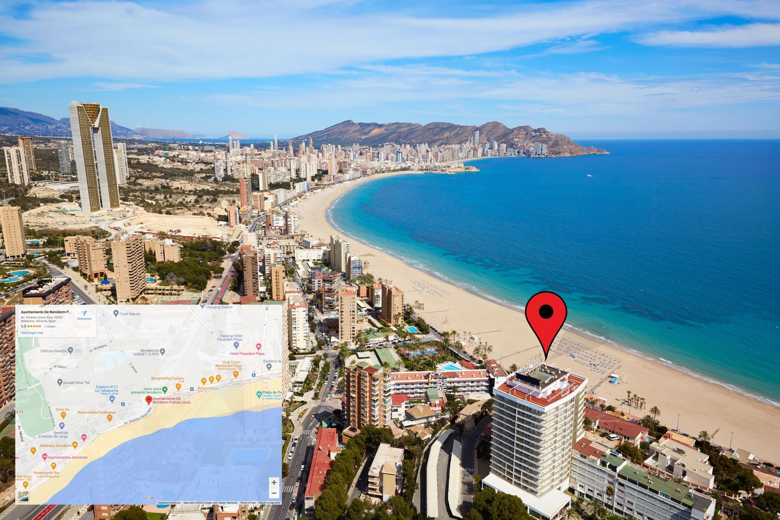 playa con icono de geolocalización