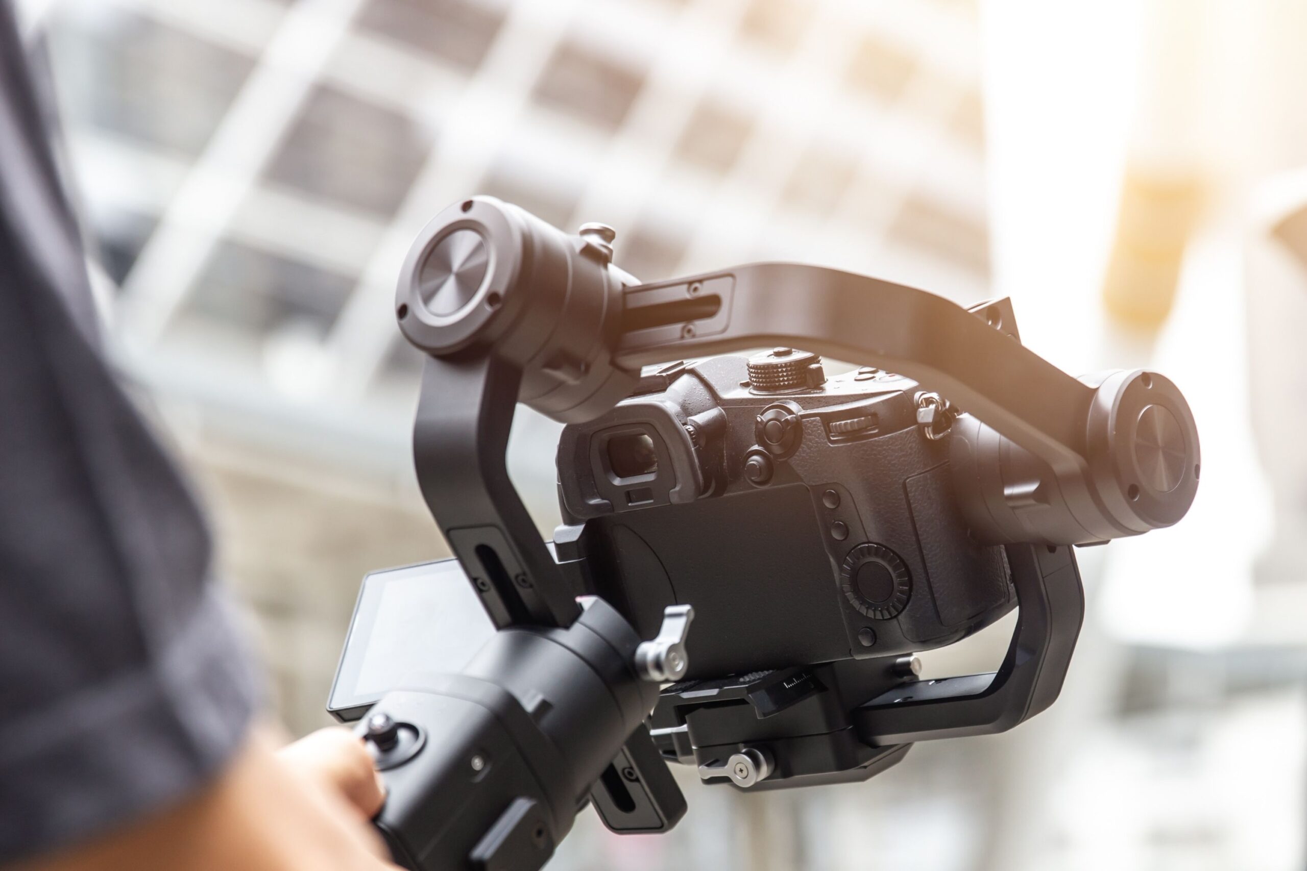 camara de video con tripode